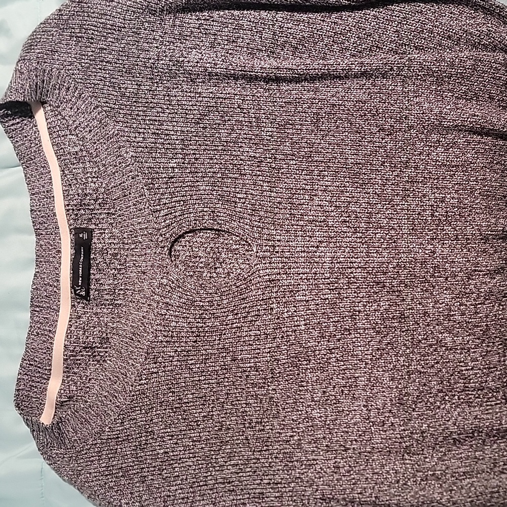 2 Sweaters - image 3